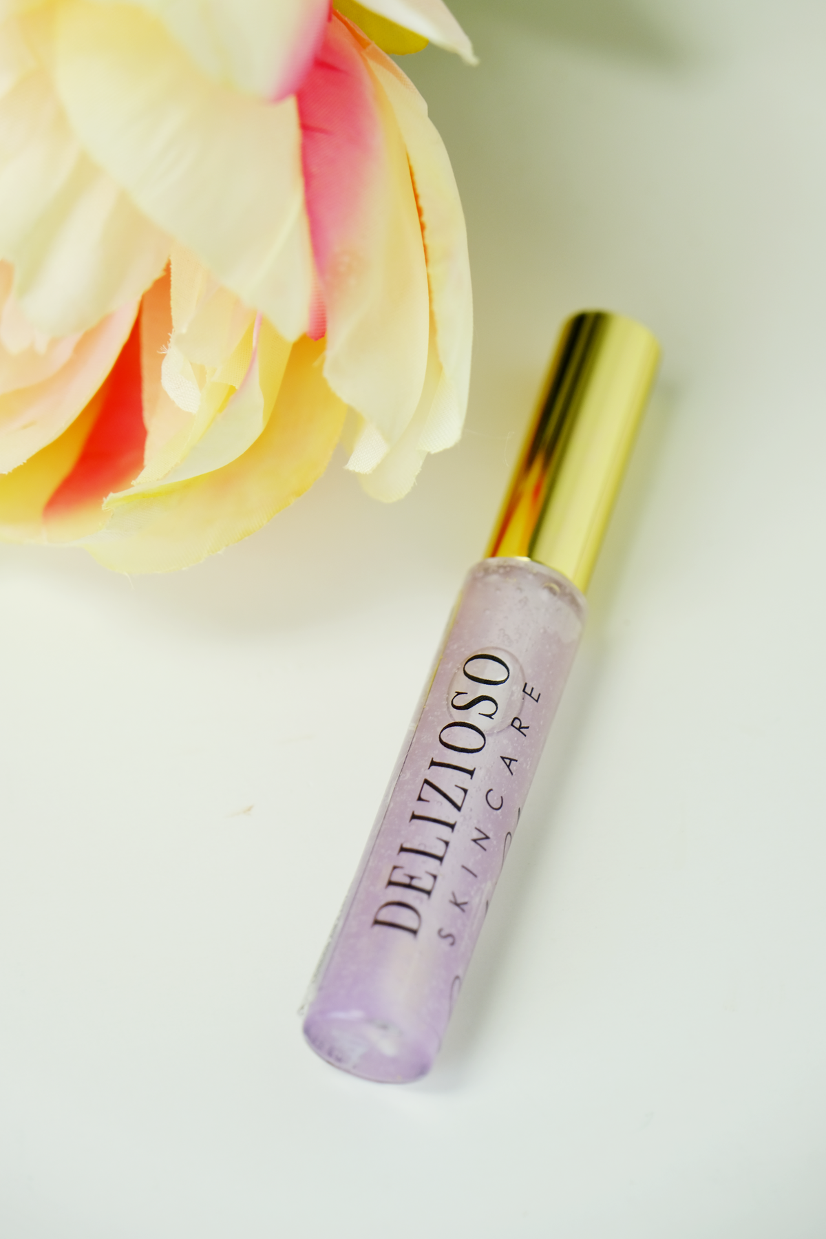 Under Eye Brighten & Plump Wand Treatment